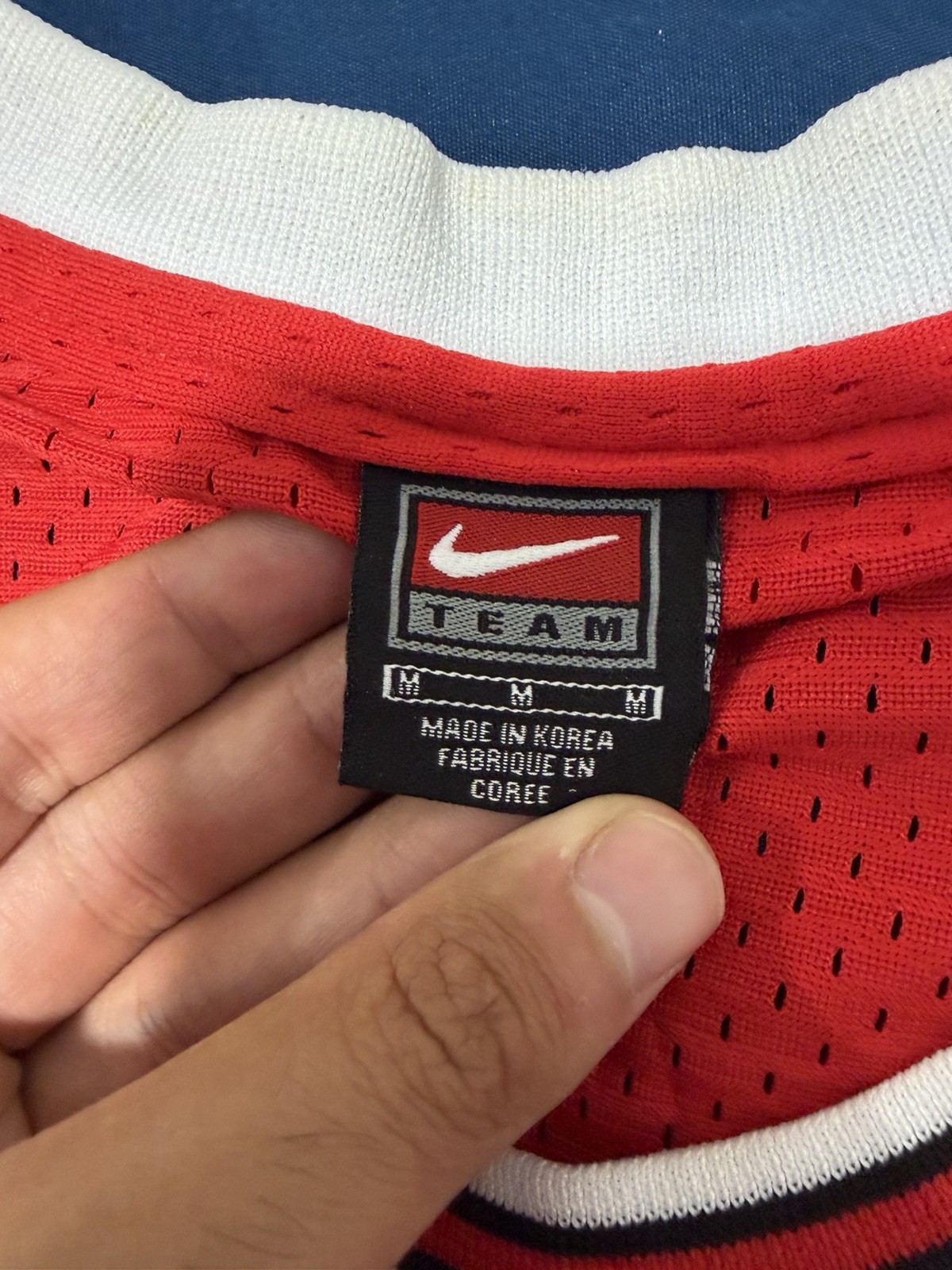Nike Label 1984 MICHAEL JORDAN No. 23 CHICAGO BULLS “Flight” (Size M) Jersey