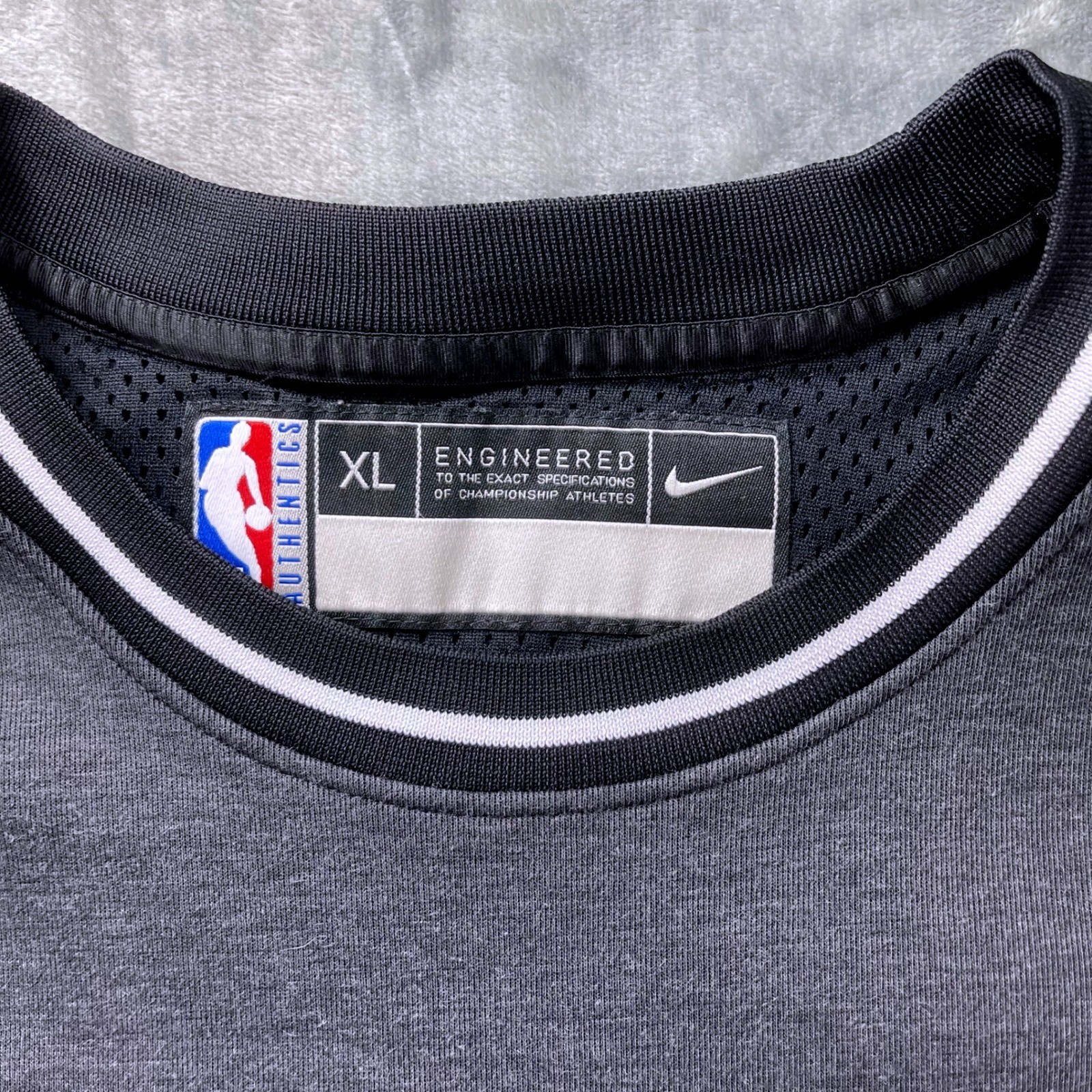 Nike NBA Authentics Toronto Raptors Dri-Fit Tee Men’s XL Gray BQ4417-032