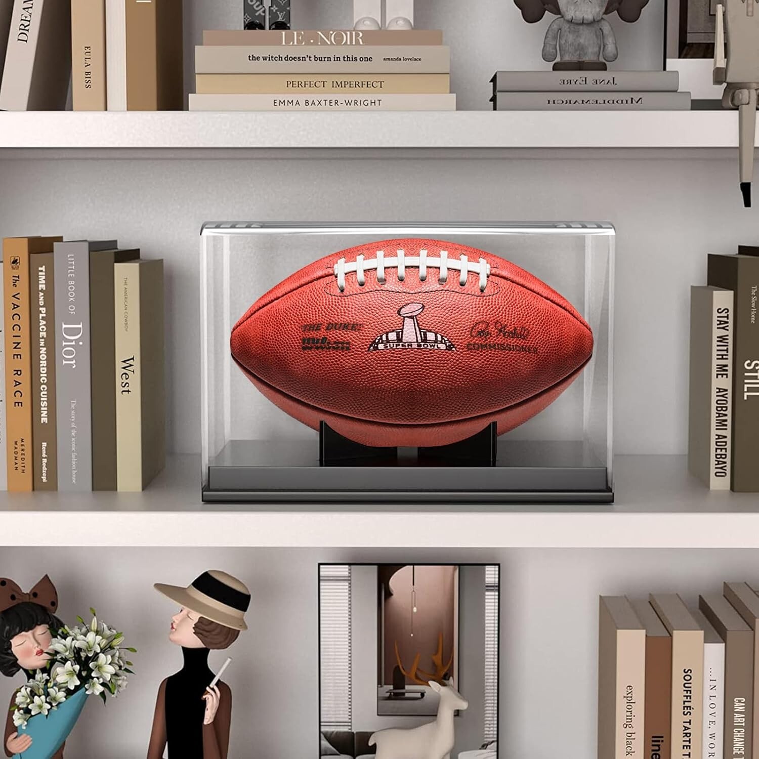 Lightweight Acrylic Football Display Box – Effortless Setup and Adaptability
