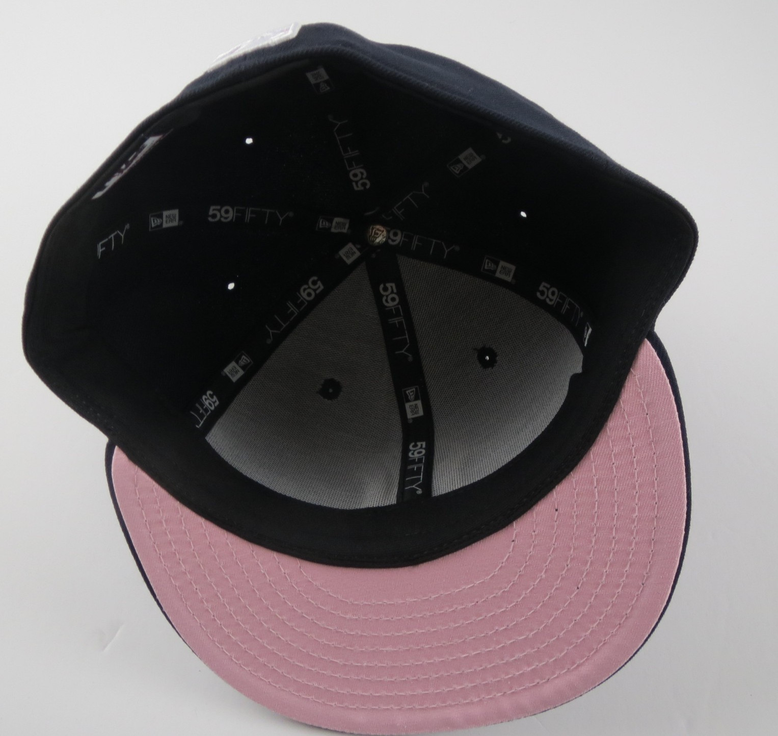 On Field New Era 59FIFTY NY Yankees Mothers Day 2024 Fitted 7 1/4 MADE IN USA