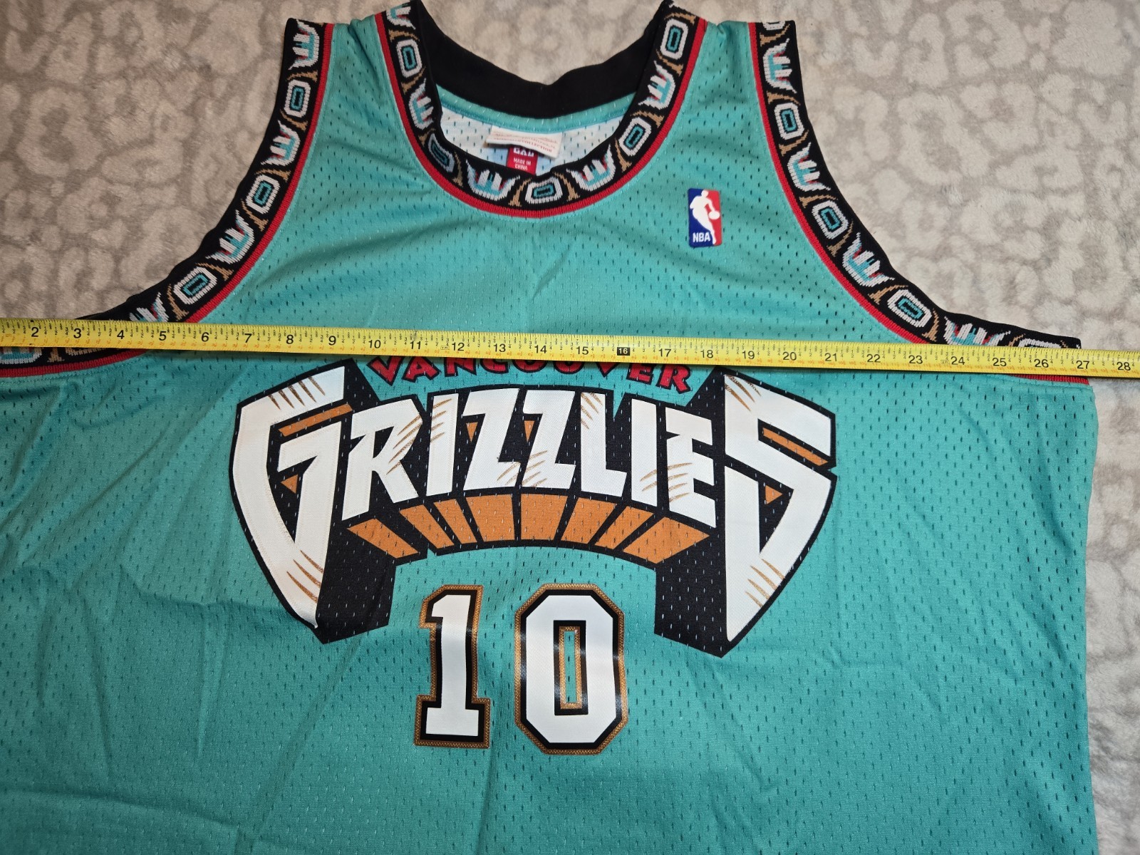 Mitchell & Ness Mike Bibby #10 Vancouver Grizzlies Swingman Jersey XXL NBA Teal