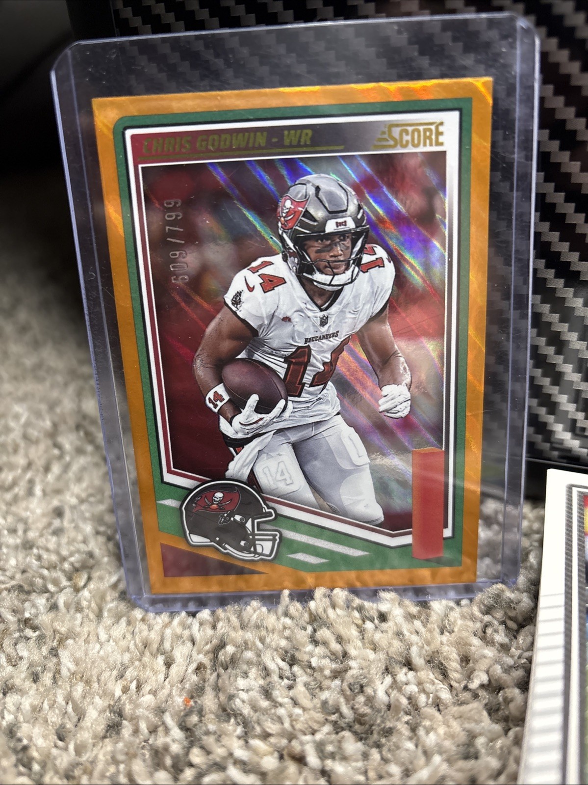 140 Card Score Football Card Lot! Top Rookies and Inserts. Huge Value Read Dsc.