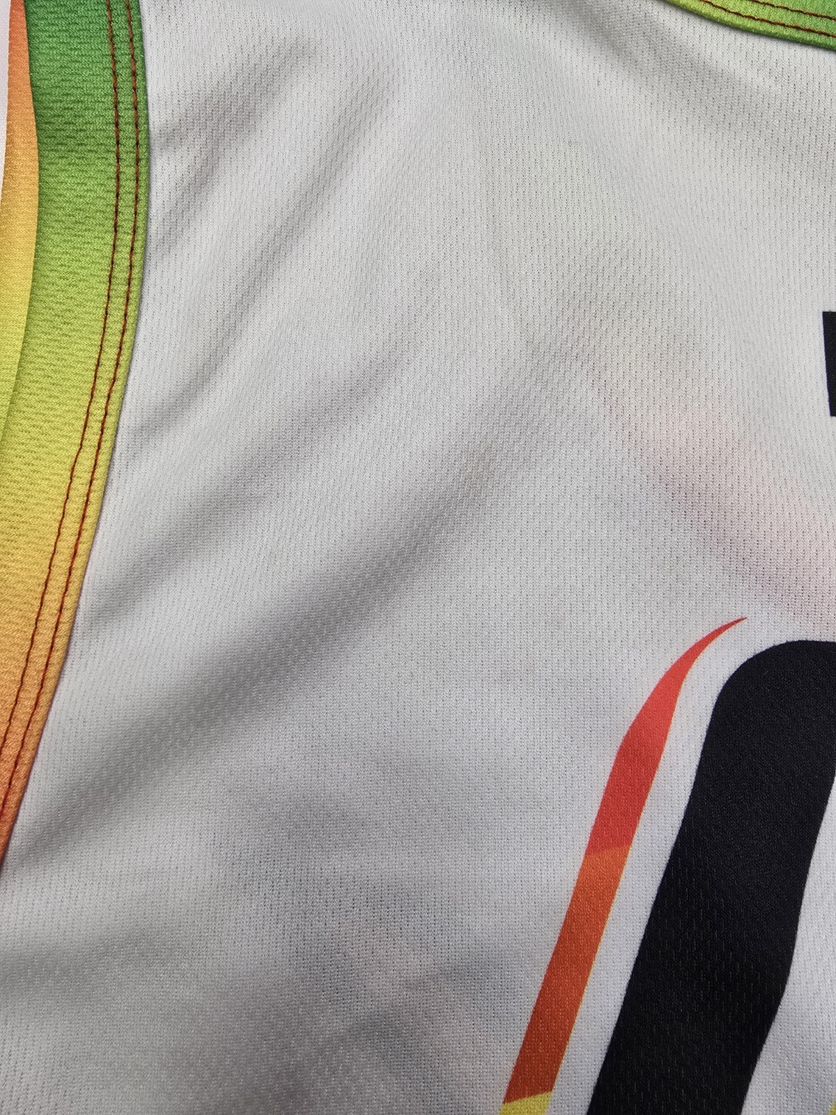 Phoenix Mercury Pride Day Basketball Jersey Mens XL White WNBA PHX Rainbow Tee