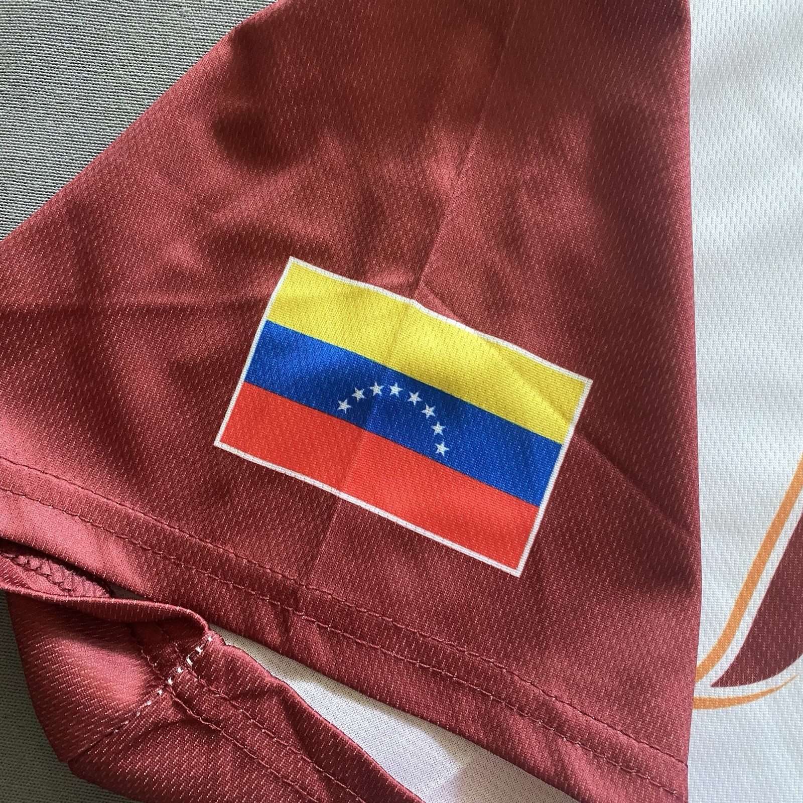 Miami Marlins Venezuelan Heritage Jersey Mens XL White Maroon MLB 2020s Latin