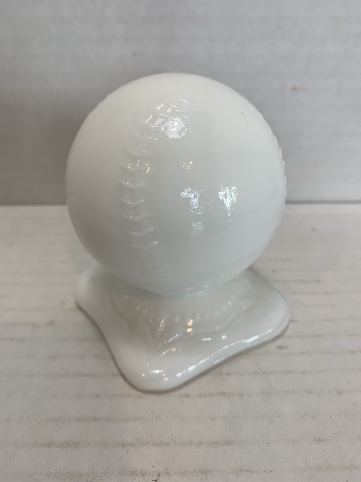 VTG Milk Glass Baseball On Pedestal, A Promotional Piece From A Bank/gas Station