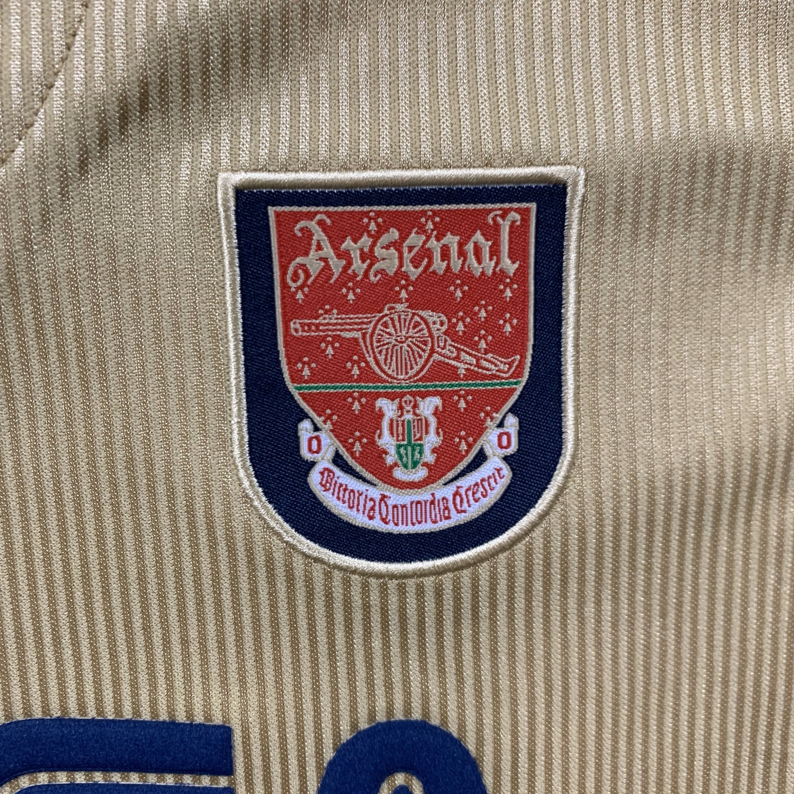 Thierry Henry Arsenal 2001/2002 Away Jersey – Retro Jersey – Mens Sizes – New
