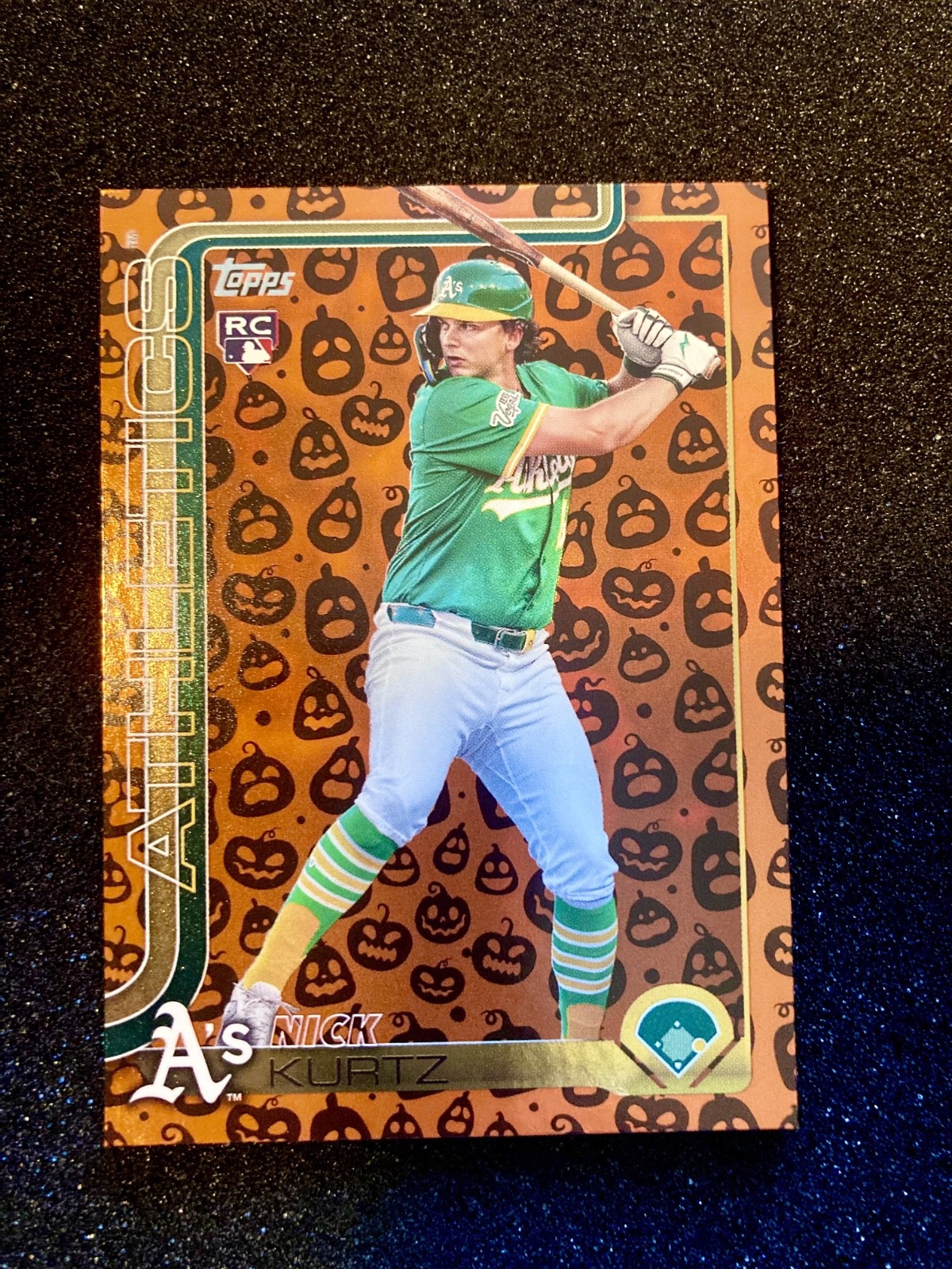 2025 Topps Update Series – Nick Kurtz #US201 Jack-O’-Lantern Halloween Parallel