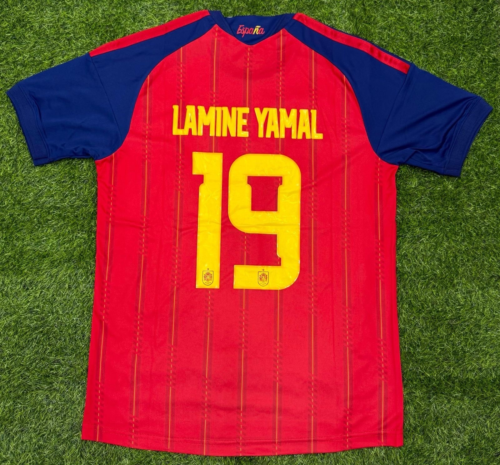 adidas Spain Lamine Yamal #19 World Cup Soccer Jersey S Red Blue Yellow