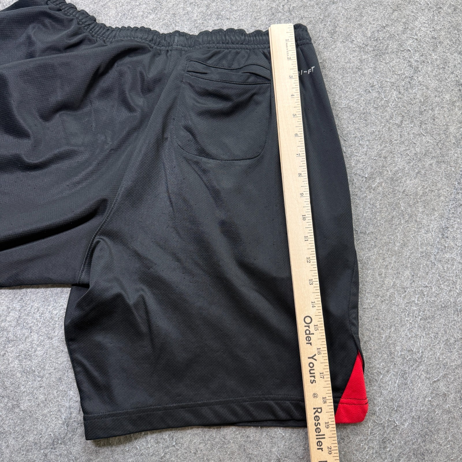 Georgia Bulldogs Nike Shorts Men L Black 9″ Training Performance b022