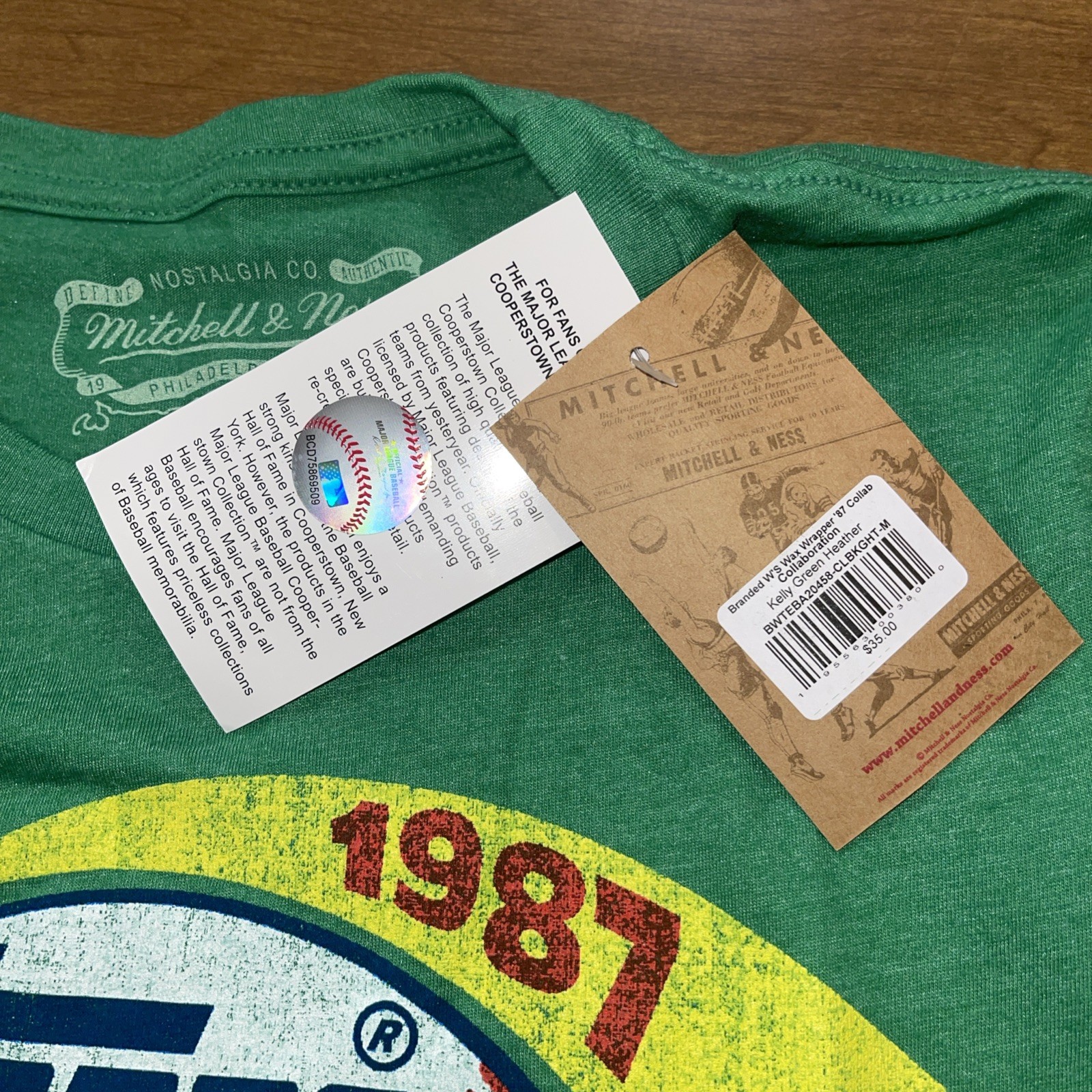 Mitchell & Ness Tee Shirt Women M 1987 Topps Baseball Wax Wrapper Collab