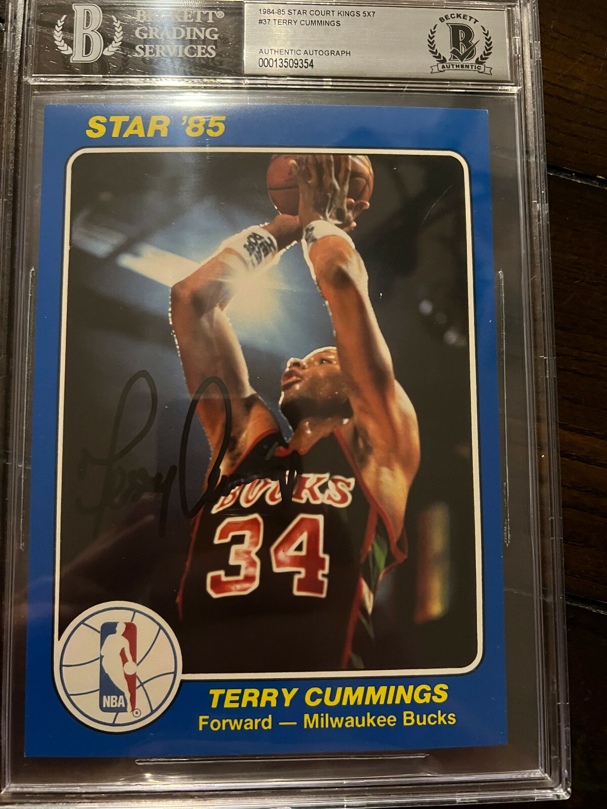 1984-85 Star Court Kings 5 X 7 #37 Terry Cummings BGS BAS Authentic Autograph