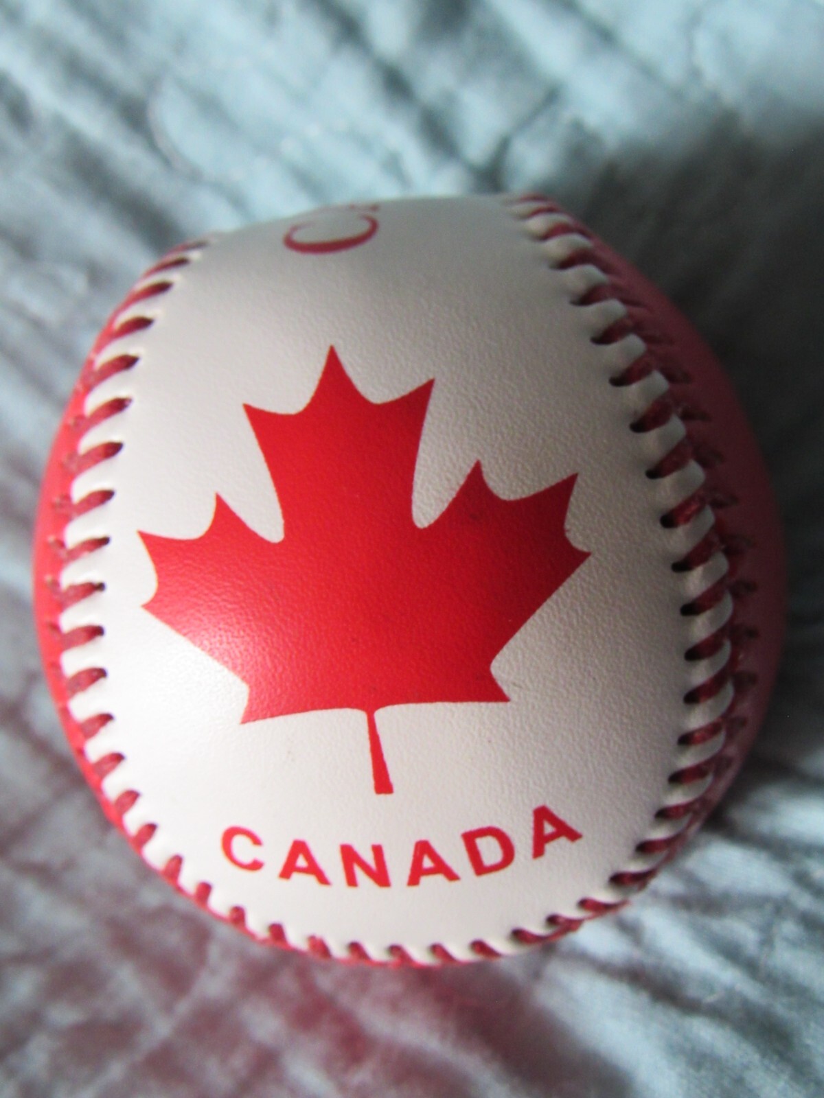 Canada Regulation Size Souvenir Baseball with Country Flag Red Maple Leaf