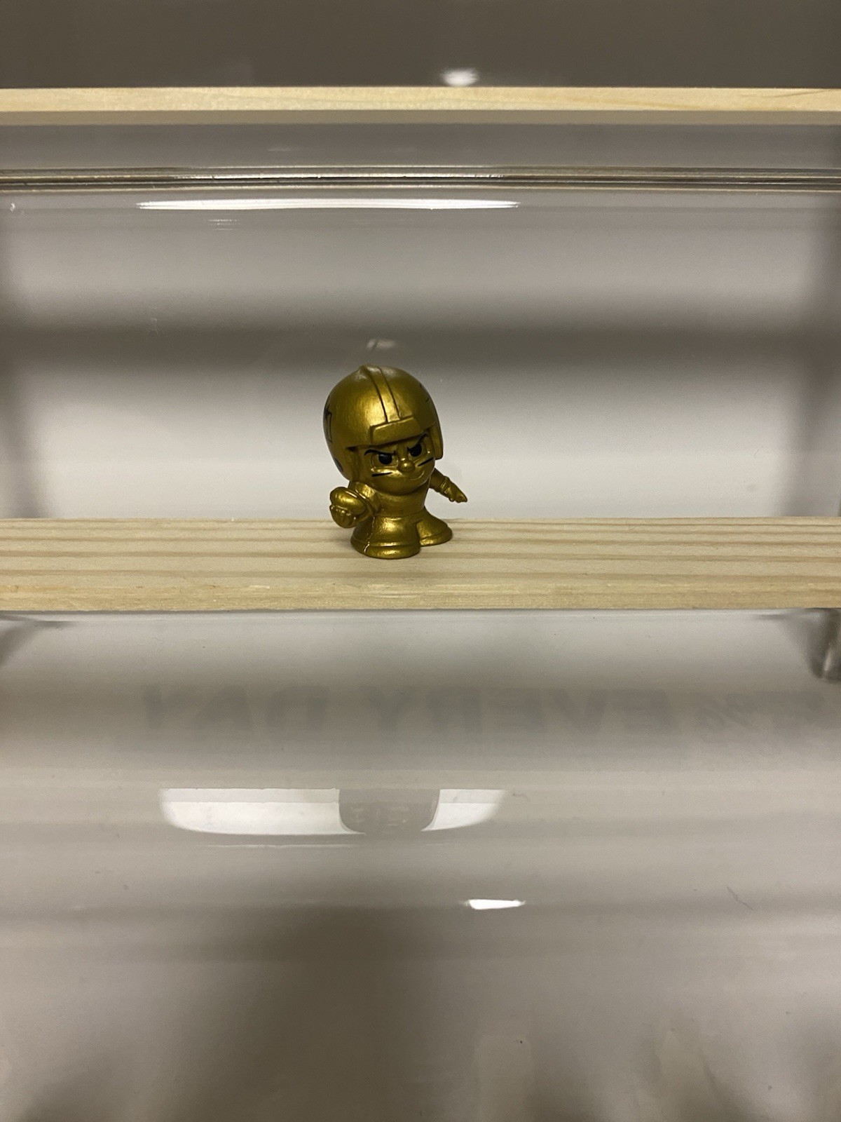 NFL Teenymates Rare Series 3 Gold WR Holy Grail!! Extremely Hard To find. 1:412