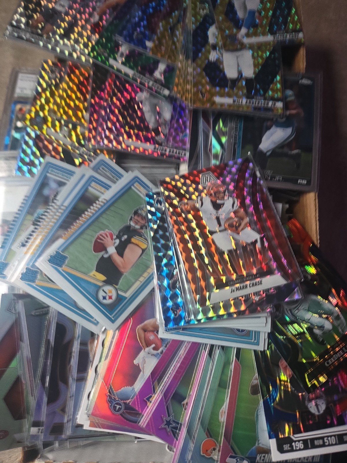 🔥 1k Football Card Lot Rc,parrels ,few Inserts 3 Slabs