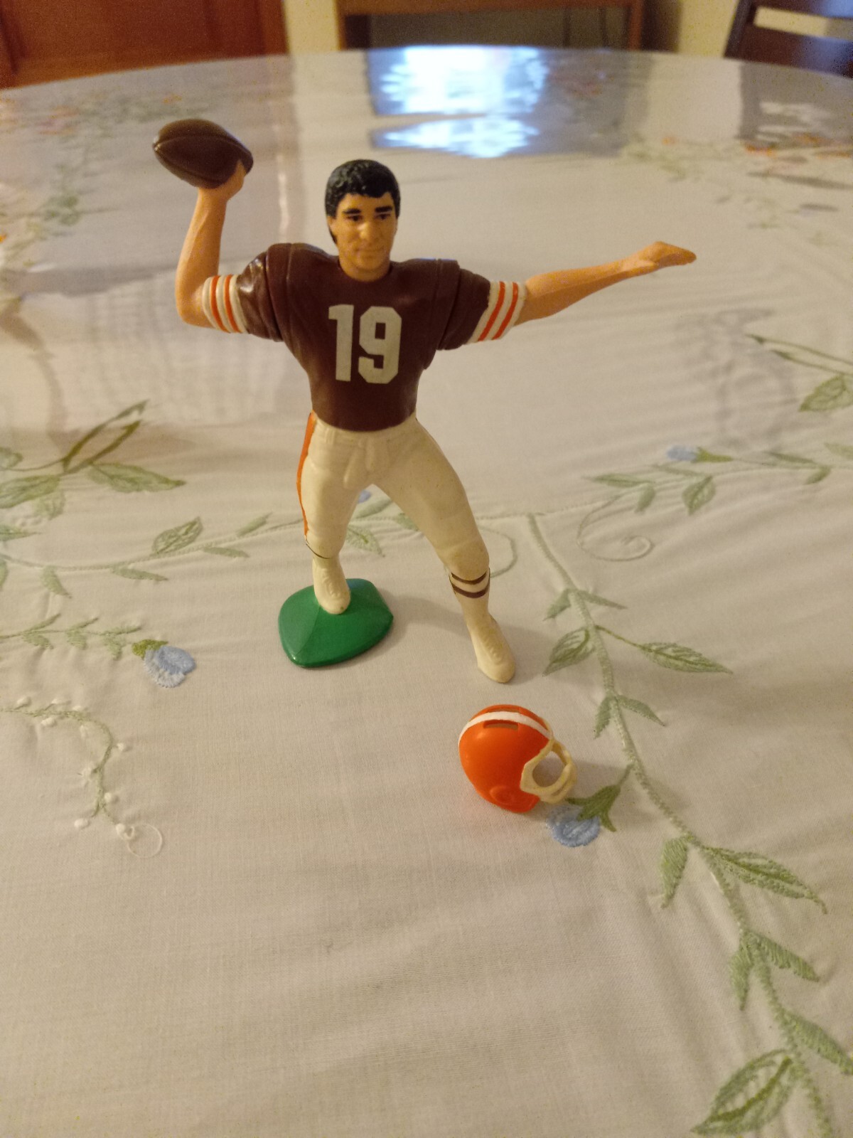 1988 Bernie Kosar Starting Lineup Figure and Card Super Nice Loose See Pics