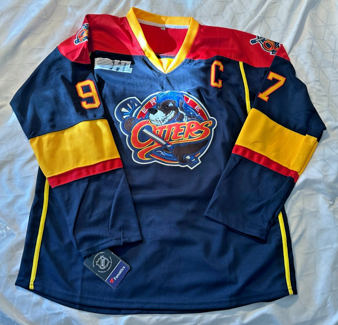 CONNOR MCDAVID ERIE OTTERS JERSEY SIZE 2XL XXL NEW WITH TAGS EDMONTON OILERS