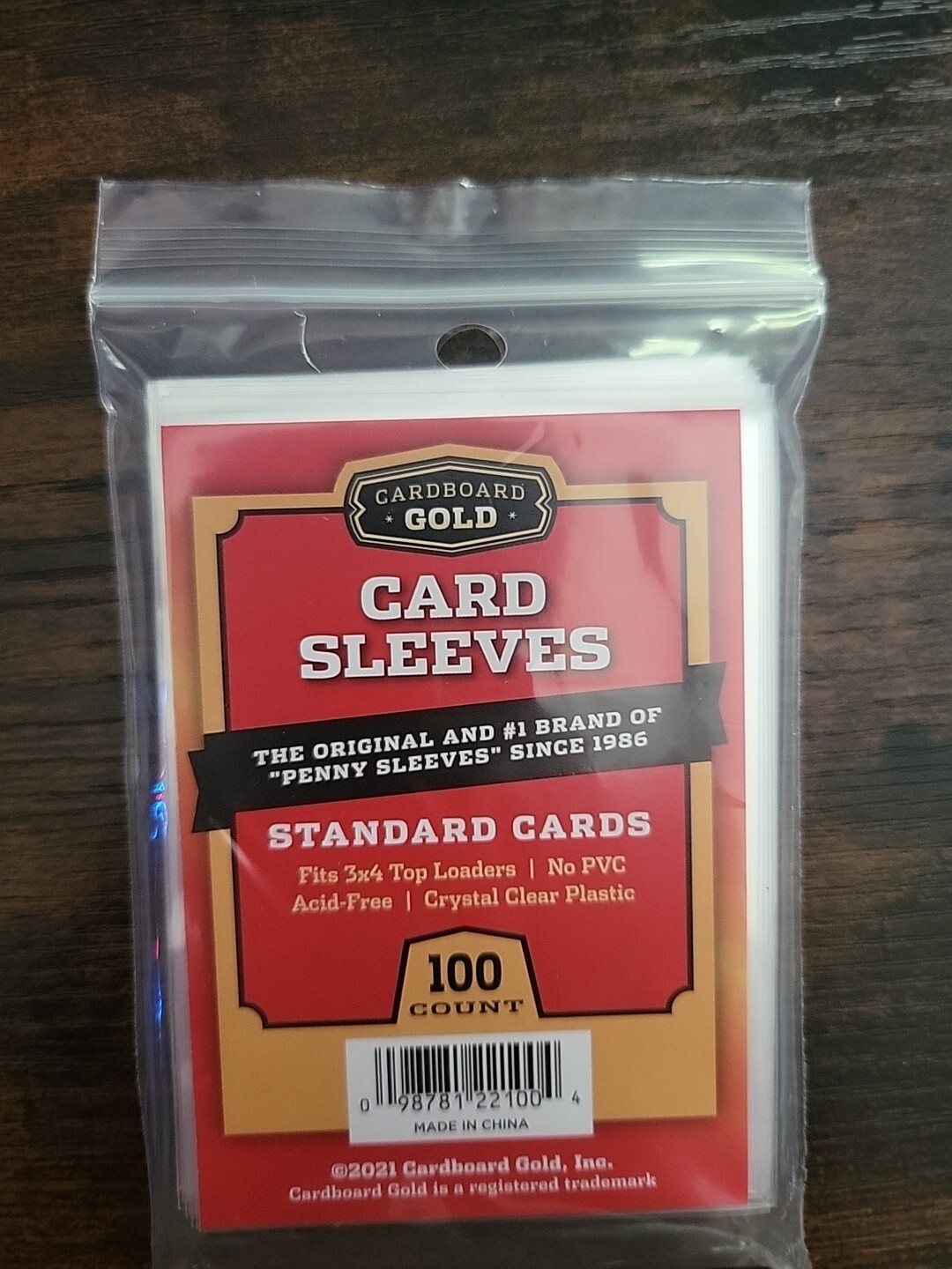 Cardboard Gold CBG 2 Mil Standard Trading Card Soft Sleeves – 100 Pack