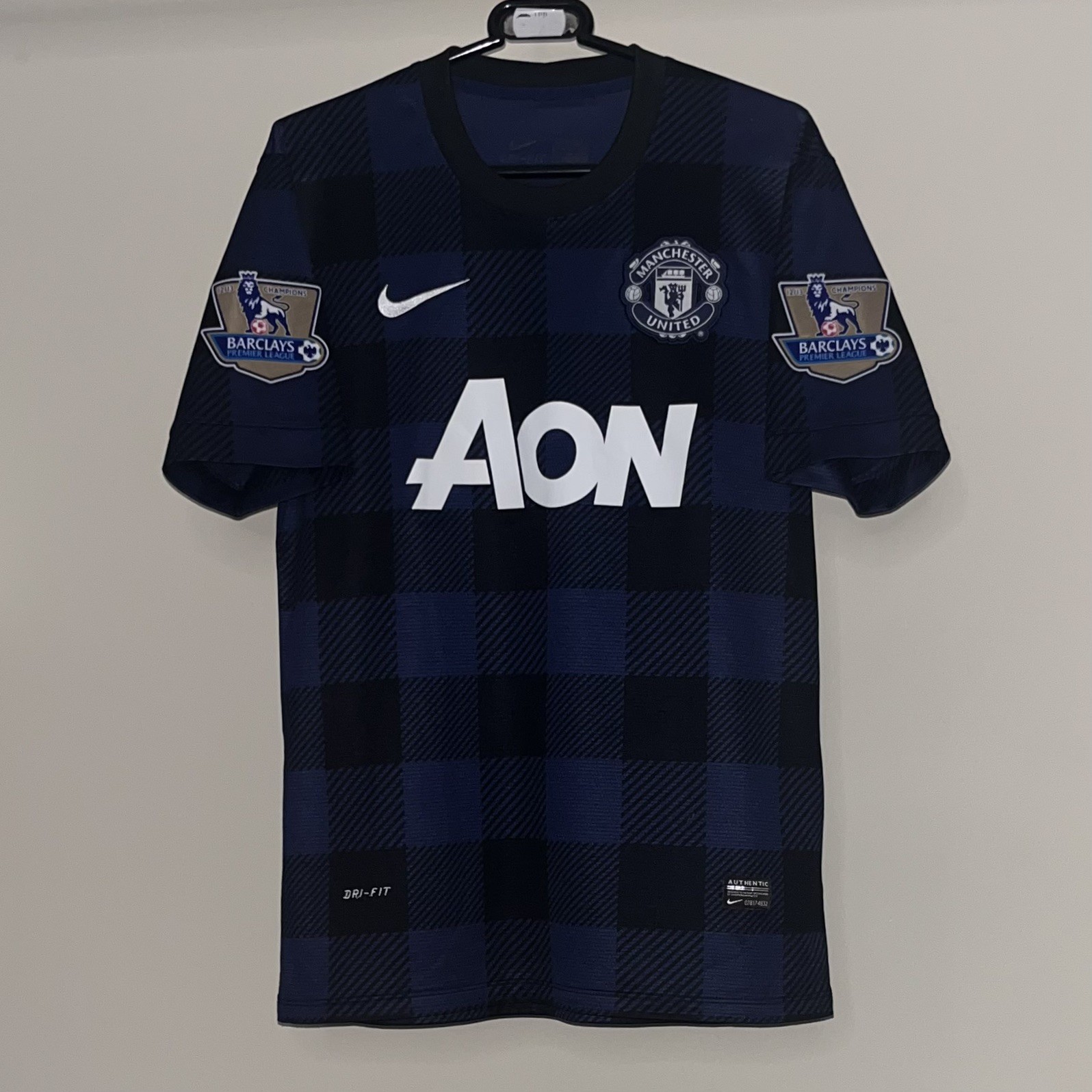 Manchester United 2013/14 Nike Away Football Shirt Van Persie 20 Mens Medium