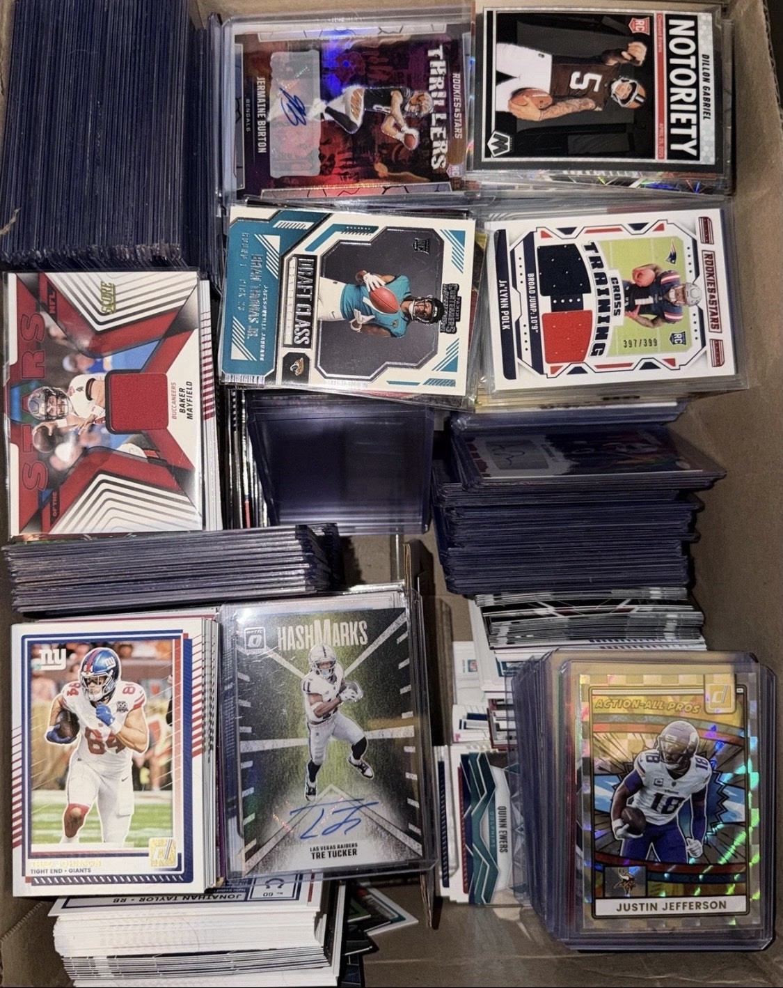 500 Card Lot – Assortment Of NFL – Possible Autos, Patches, #, Value Guaranteed