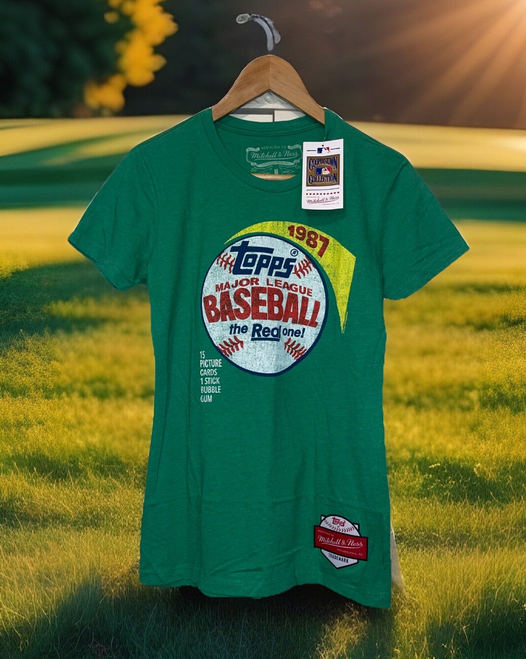 Mitchell & Ness Tee Shirt Women M 1987 Topps Baseball Wax Wrapper Collab