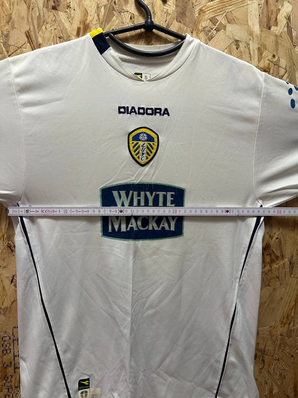 LEEDS UNITED 2004 2005 HOME SHIRT FOOTBALL SOCCER JERSEY DIADORA MENS SIZE S
