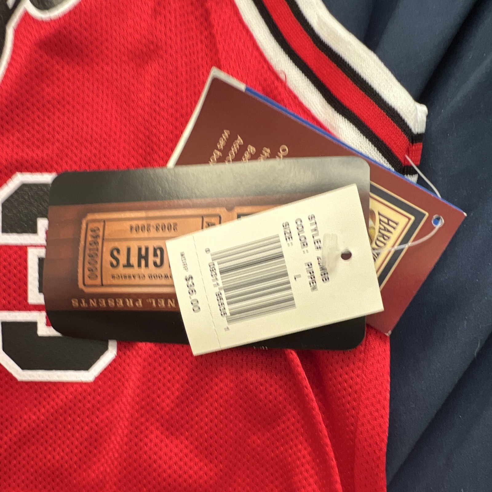 Reebok Chicago Bulls Scottie Pippen #33 Red Black White NBA Jersey Size L