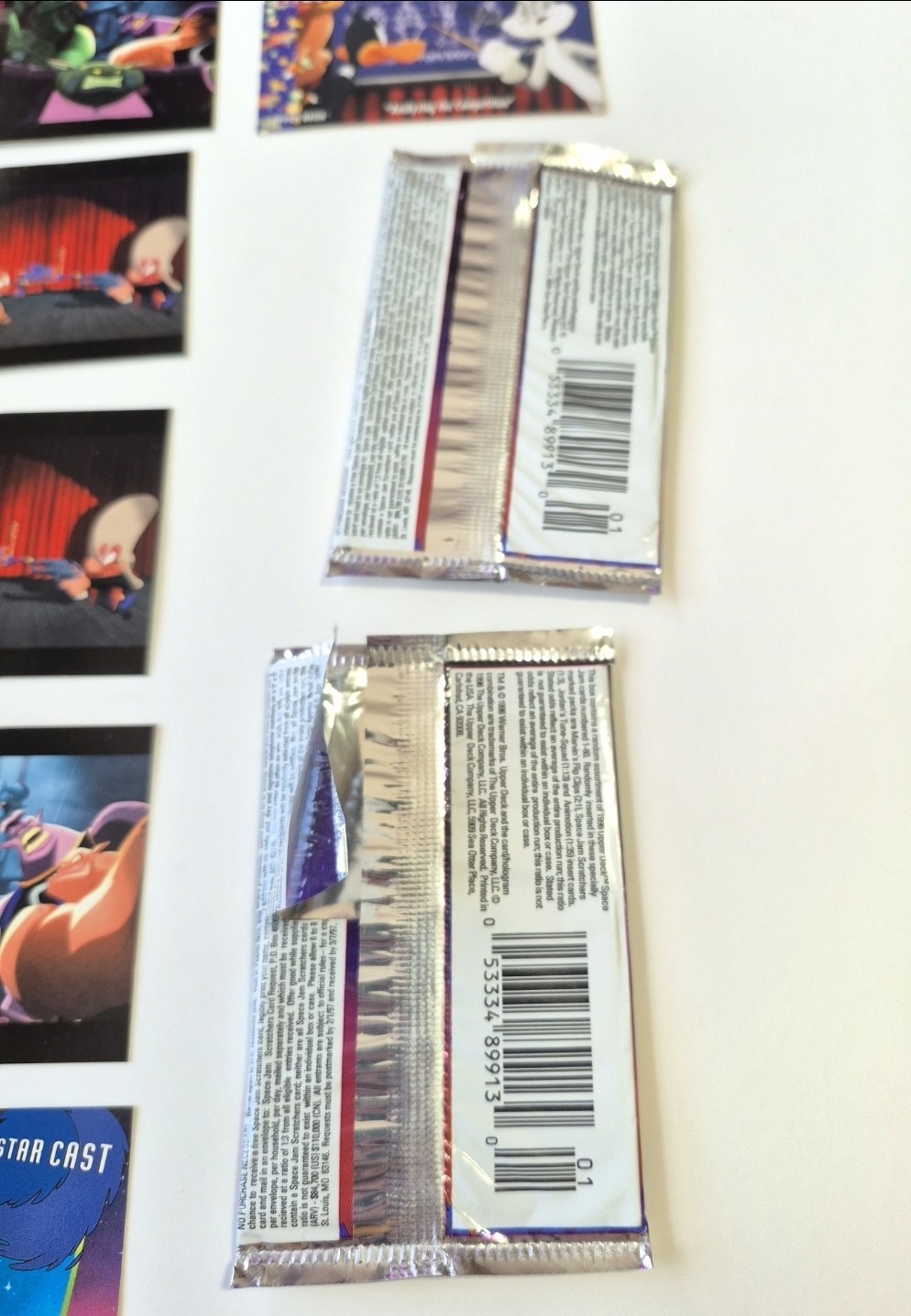 Space Jam Card Lot Of 11 Michael Jordan 1996 #56 Sneak Peek Booster Pack Wrapper
