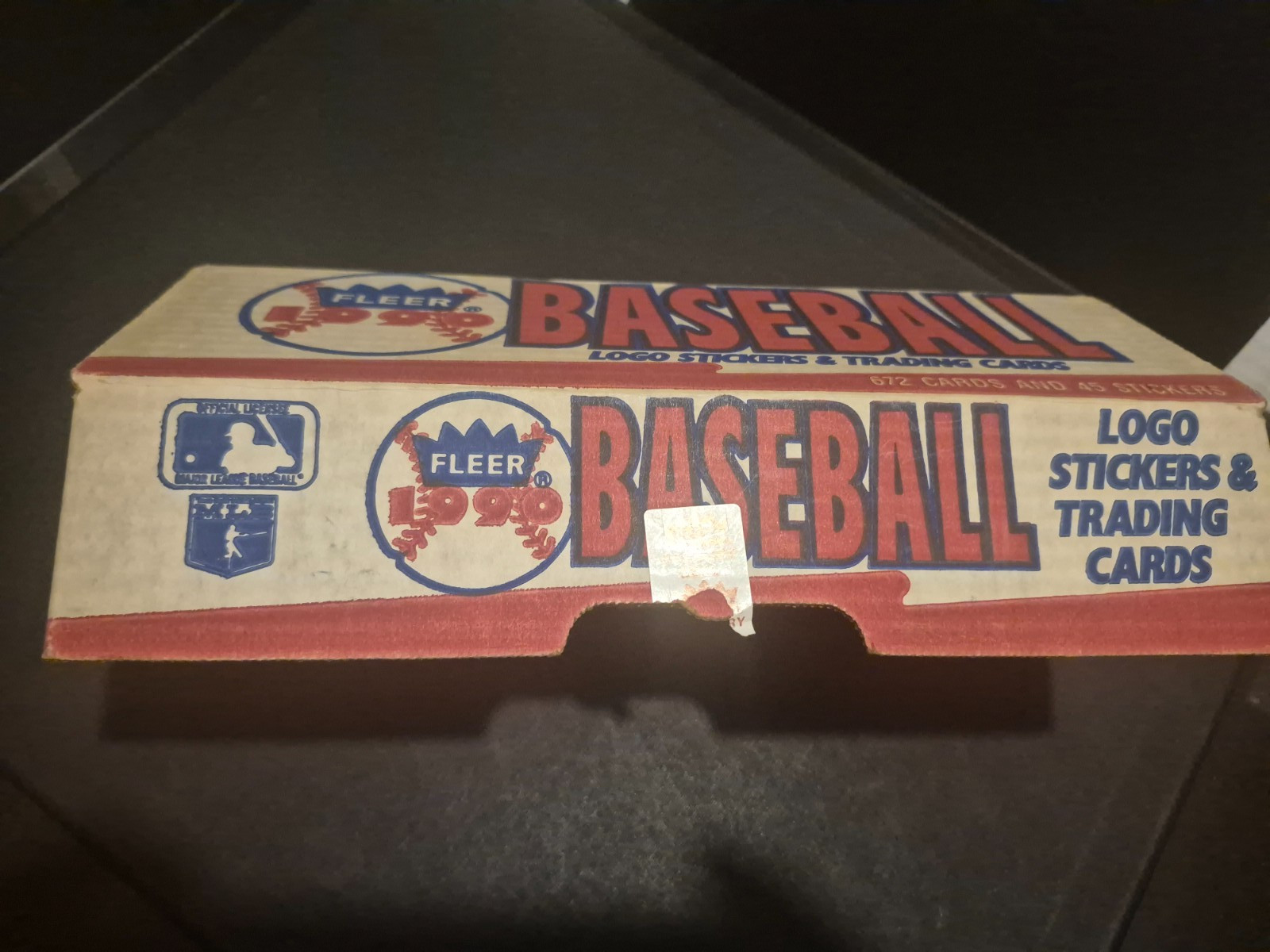 FLEER BASEBALL CARDS & LOGO STICKERS 1990-mint COMPLETE BOX 500 PCS
