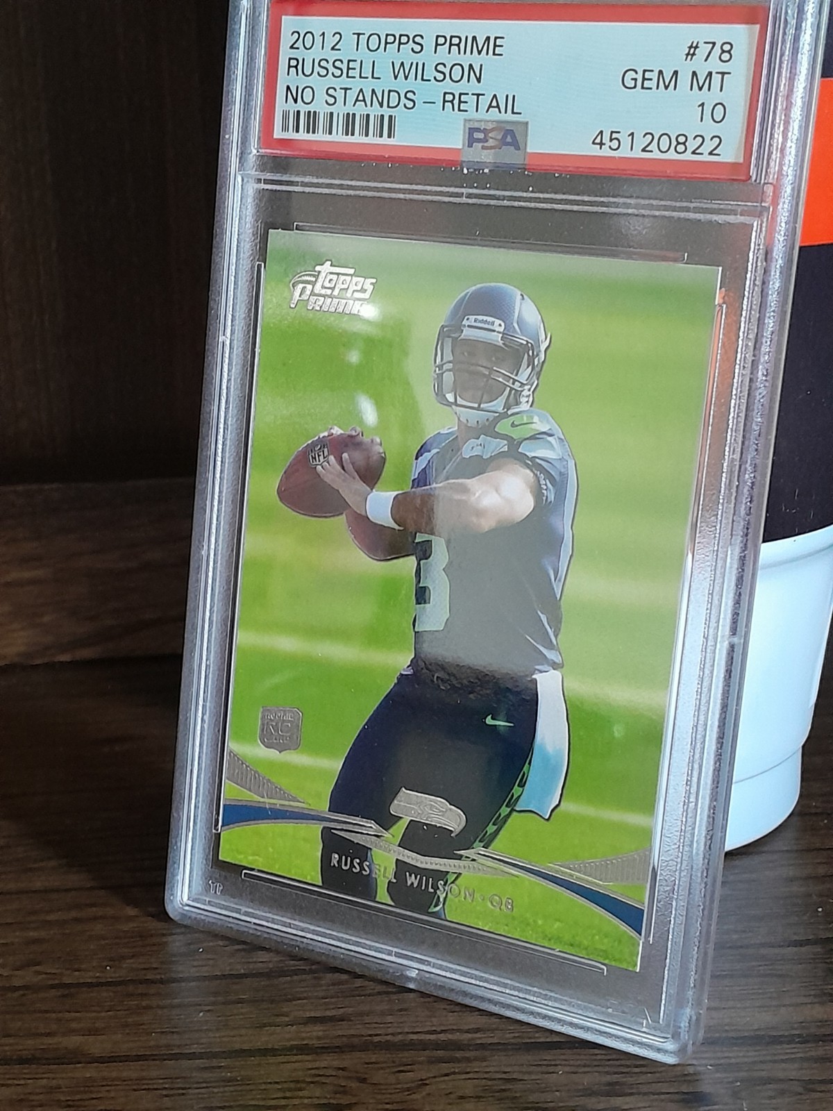 Topps 2012 Prime Russell Wilson RC No Stands Retail #78 Seahawks PSA 10