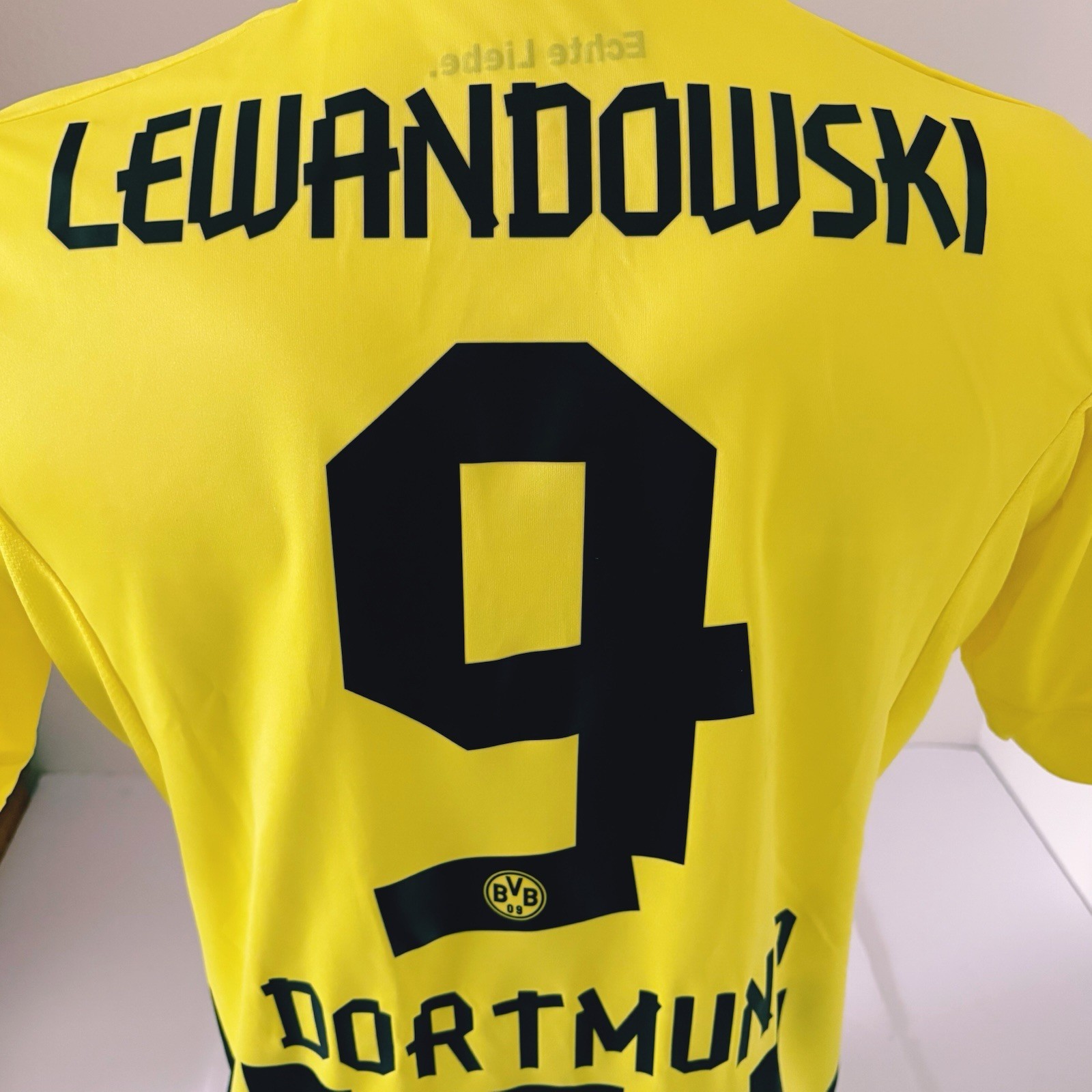 Puma Borussia Dortmund BVB Robert Lewandowski #9 Soccer Jersey Men’s Large