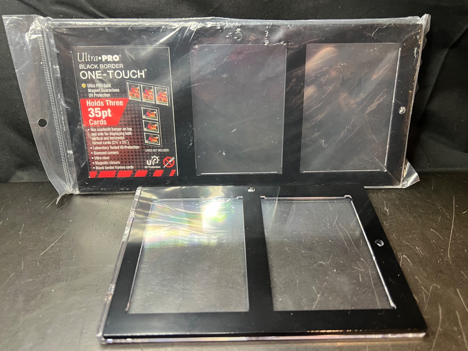 Ultra Pro 3-Card Magnetic UV One Touch Holder Black Border 35pt Cards + 2 extras