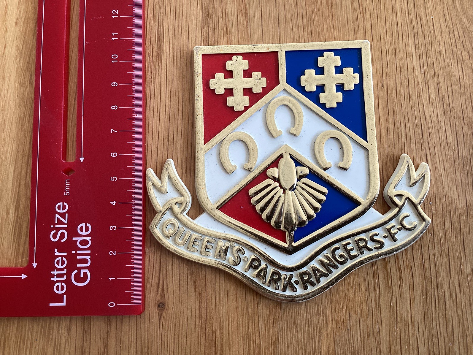 OLD VINTAGE 1970s QPR QUEENS PARK RANGERS F.C MAN CAVE / DOOR PLAQUE CLUB BADGE