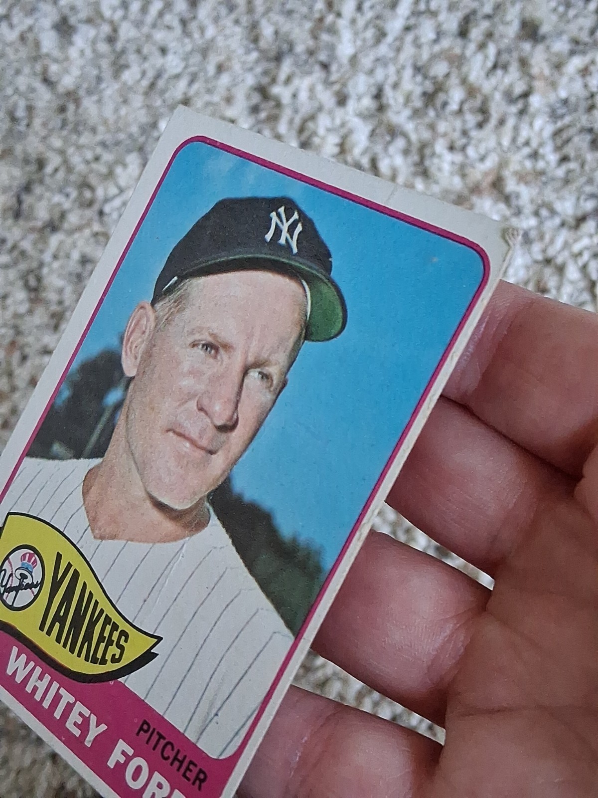 1965 Topps #330 Whitey Ford New York Yankees Pitcher Baseball Card
