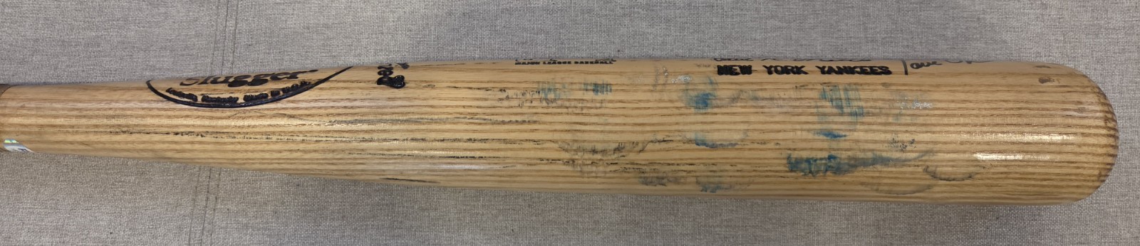 1999 Paul O’neill Signed Auto Game Used GU Uncracked LVS Bat PSA LOA Yankees