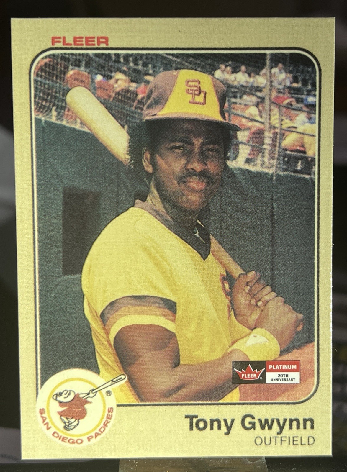 2001 Fleer Platinum – 20th Anniversary Reprints Tony Gwynn #4