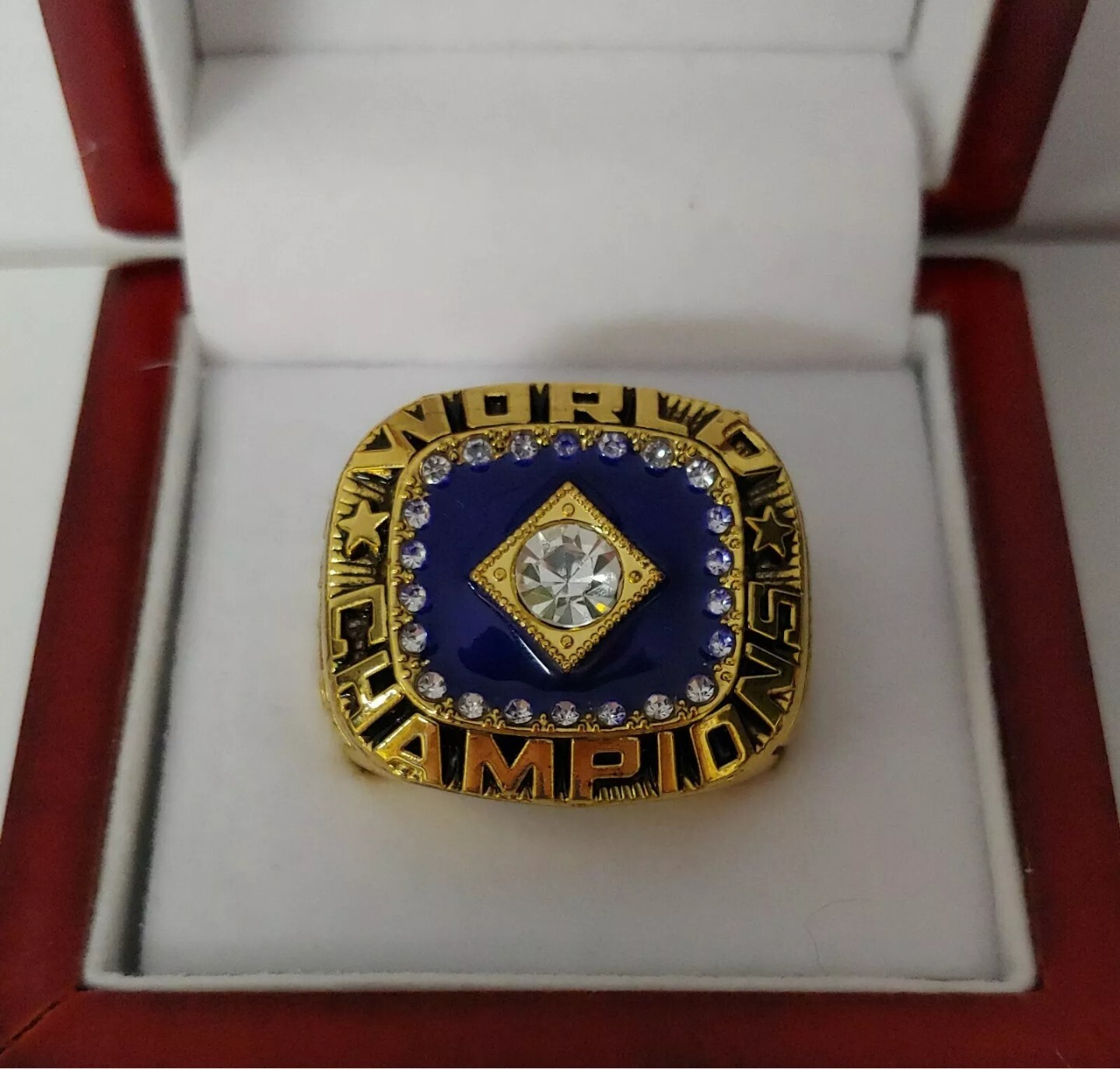 Thurman Munson – 1978 New York Yankees World Series Ring With Wooden Display Box
