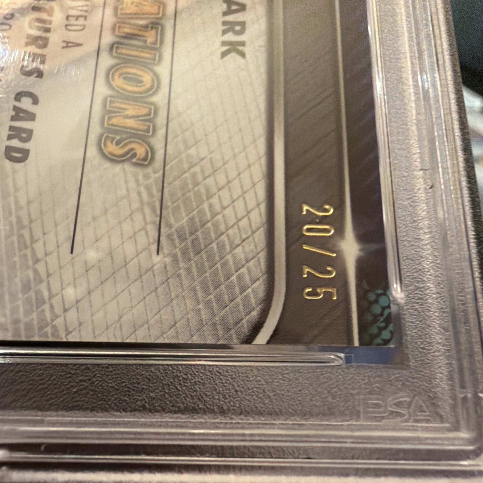 2022-23 Bowman University Chrome – Prime Chrome Signatures Caitlin Clark 20/25
