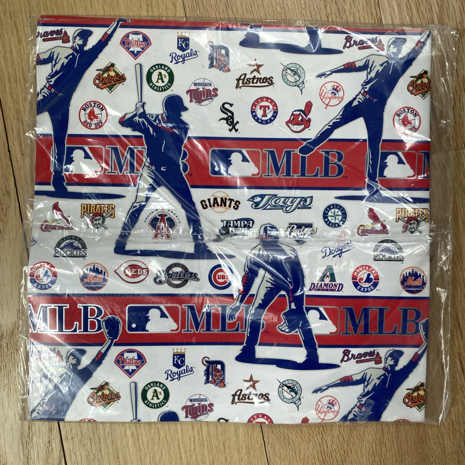 Vintage 2004 MLB All Teams Wrapping Paper Gift Wrap Birthday Holiday Rare