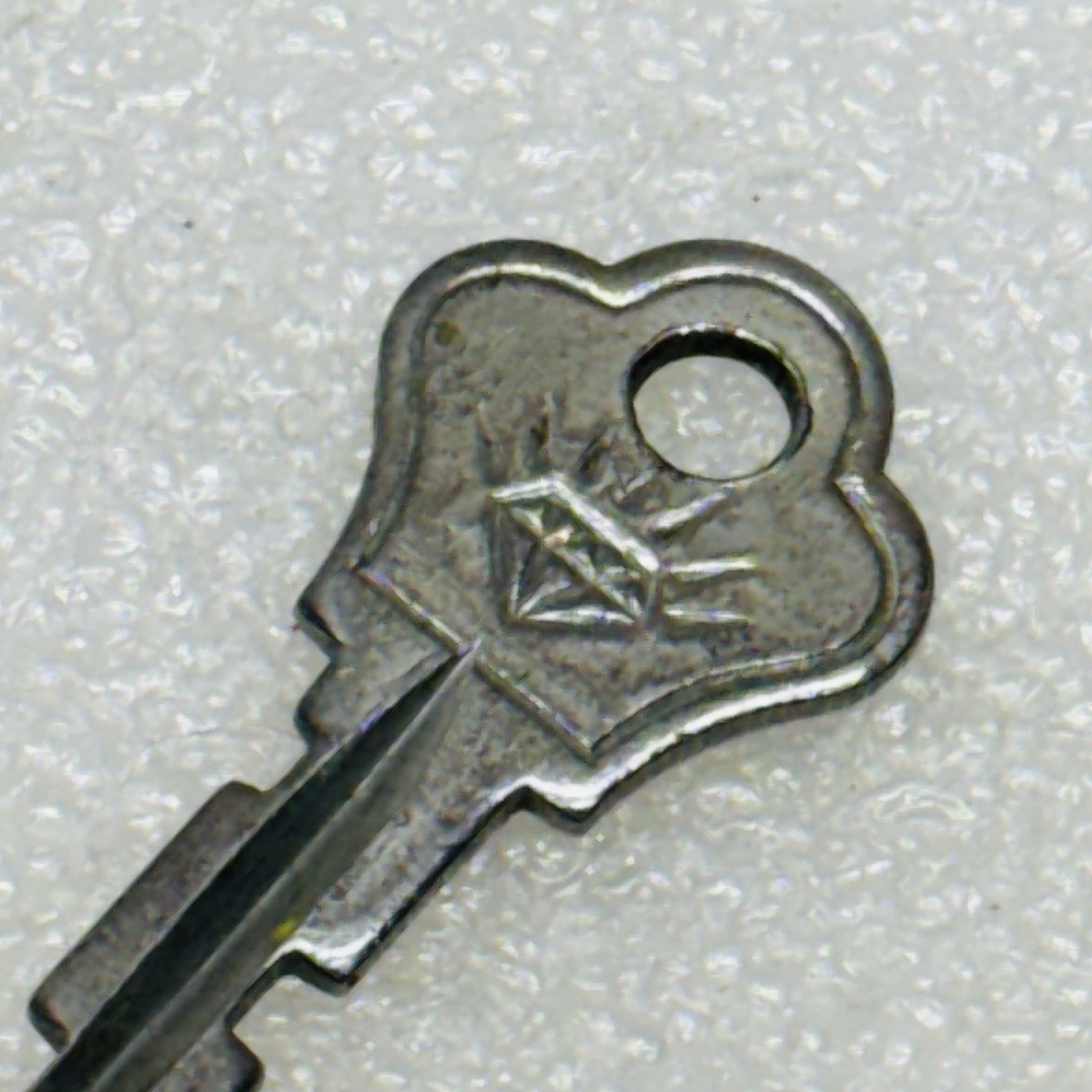 VTG‼ Diamond 1-1/2″ Replacement Luggage Case Latch Briefcase Drawer Lock Key