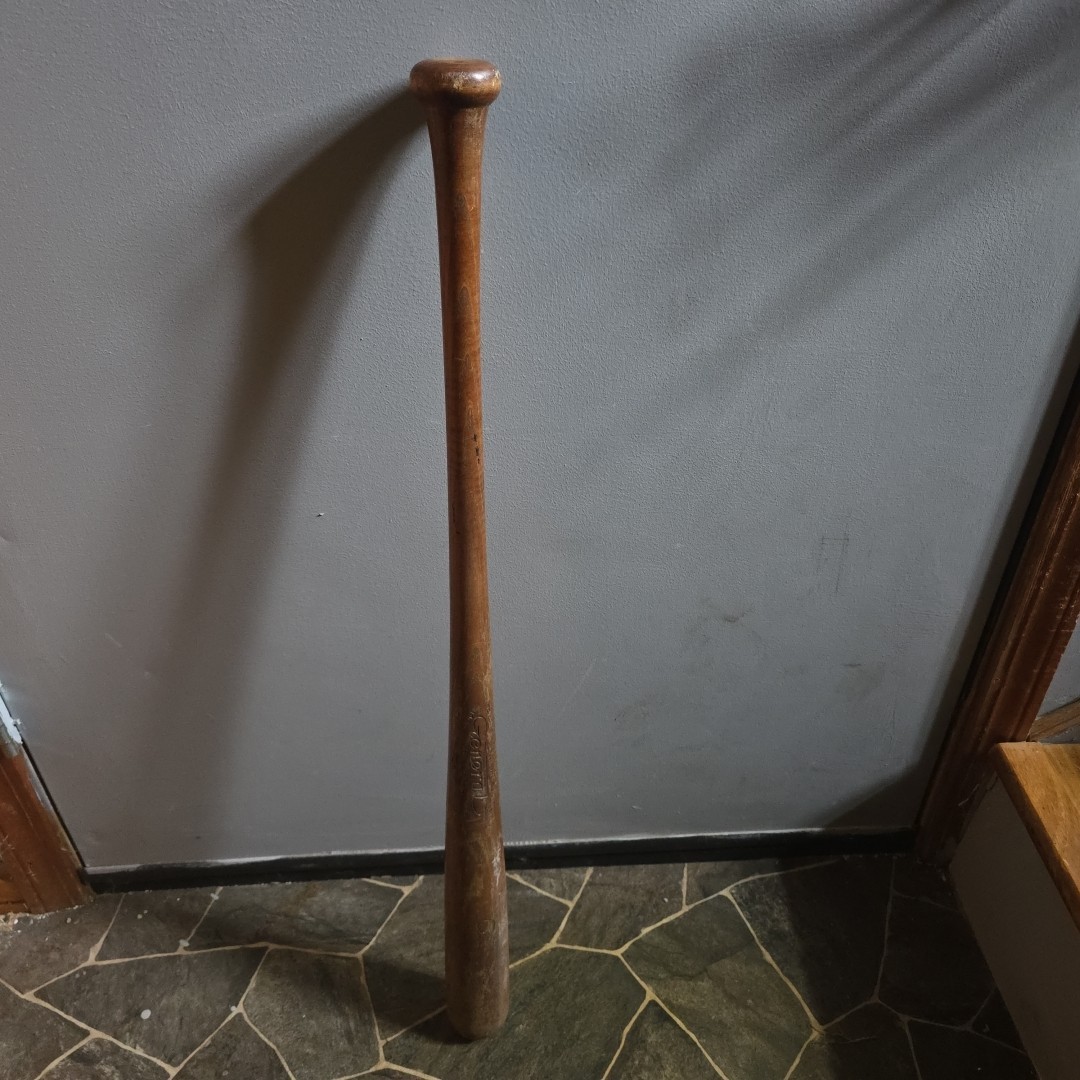 1950s General Sports Co Ltd. Tokyo Japan Vintage Wood Baseball General Bat 5000