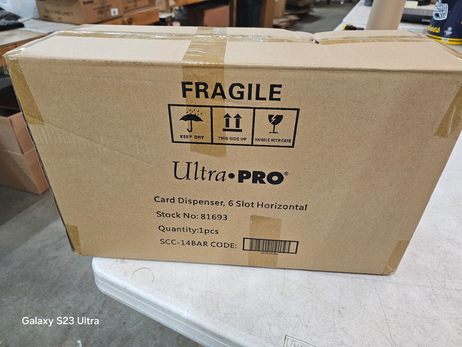 Ultra Pro Acrylic Pack Dispenser 6-Slot 81693
