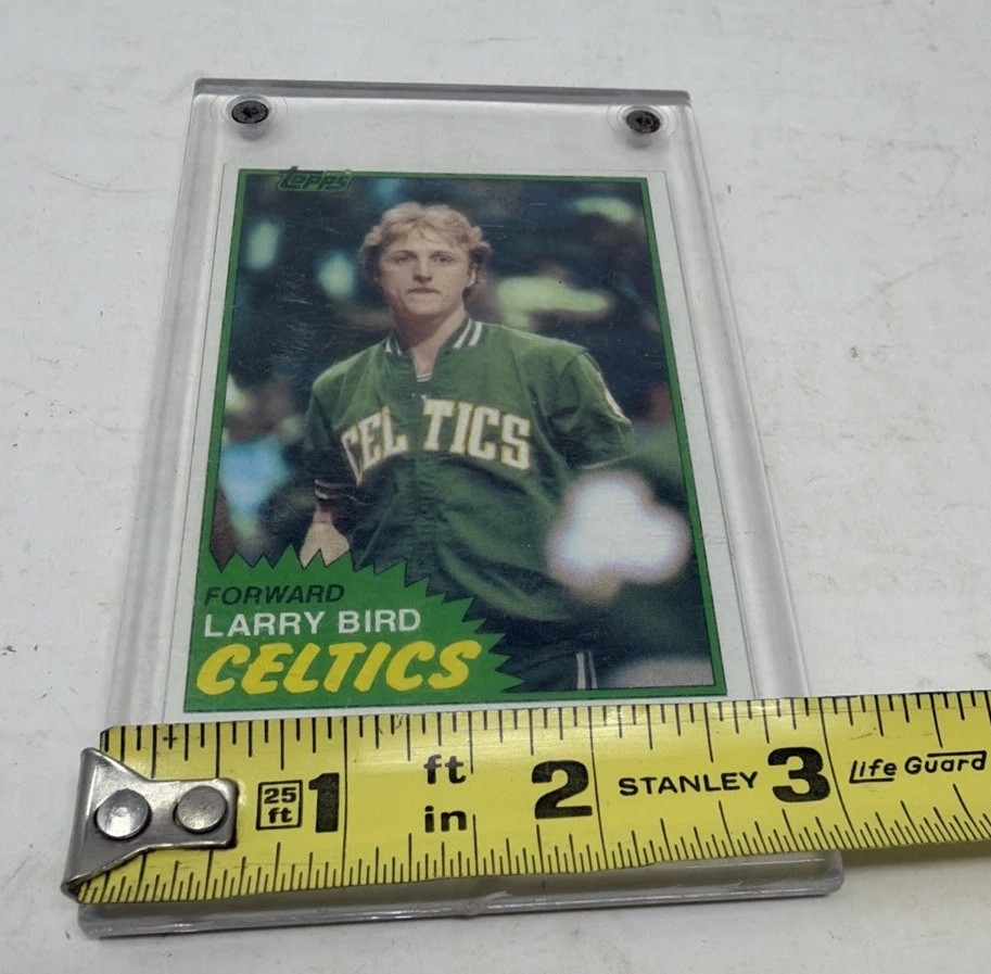 Topps 1981 Larry Bird #4 Boston Celtics Base Set Card /Screw Down Case