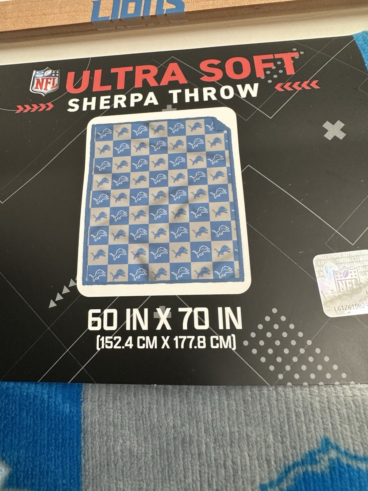 NFL Lions Sherpa Throw 60 x 70 Ultra Soft Plush Blanket