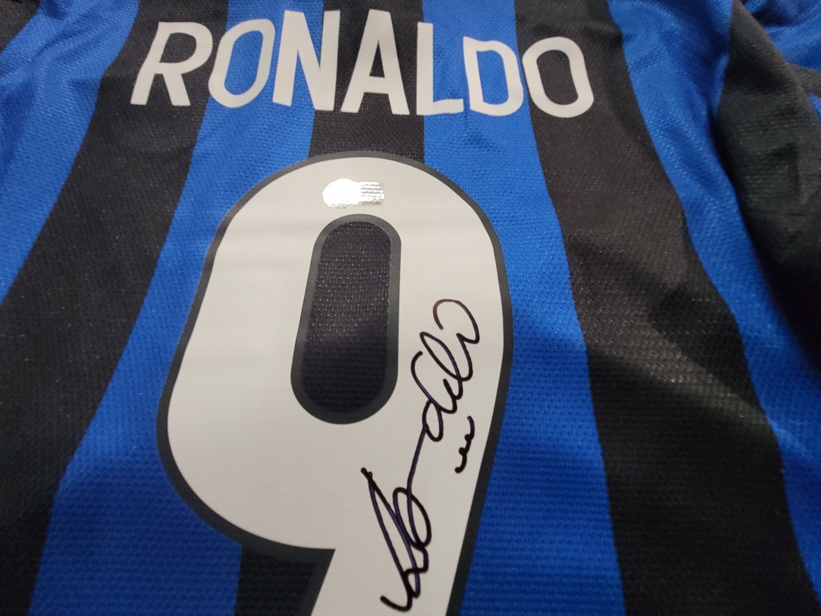 Ronaldo Nazario Signed Jersey Inter Milan Beckett BAS