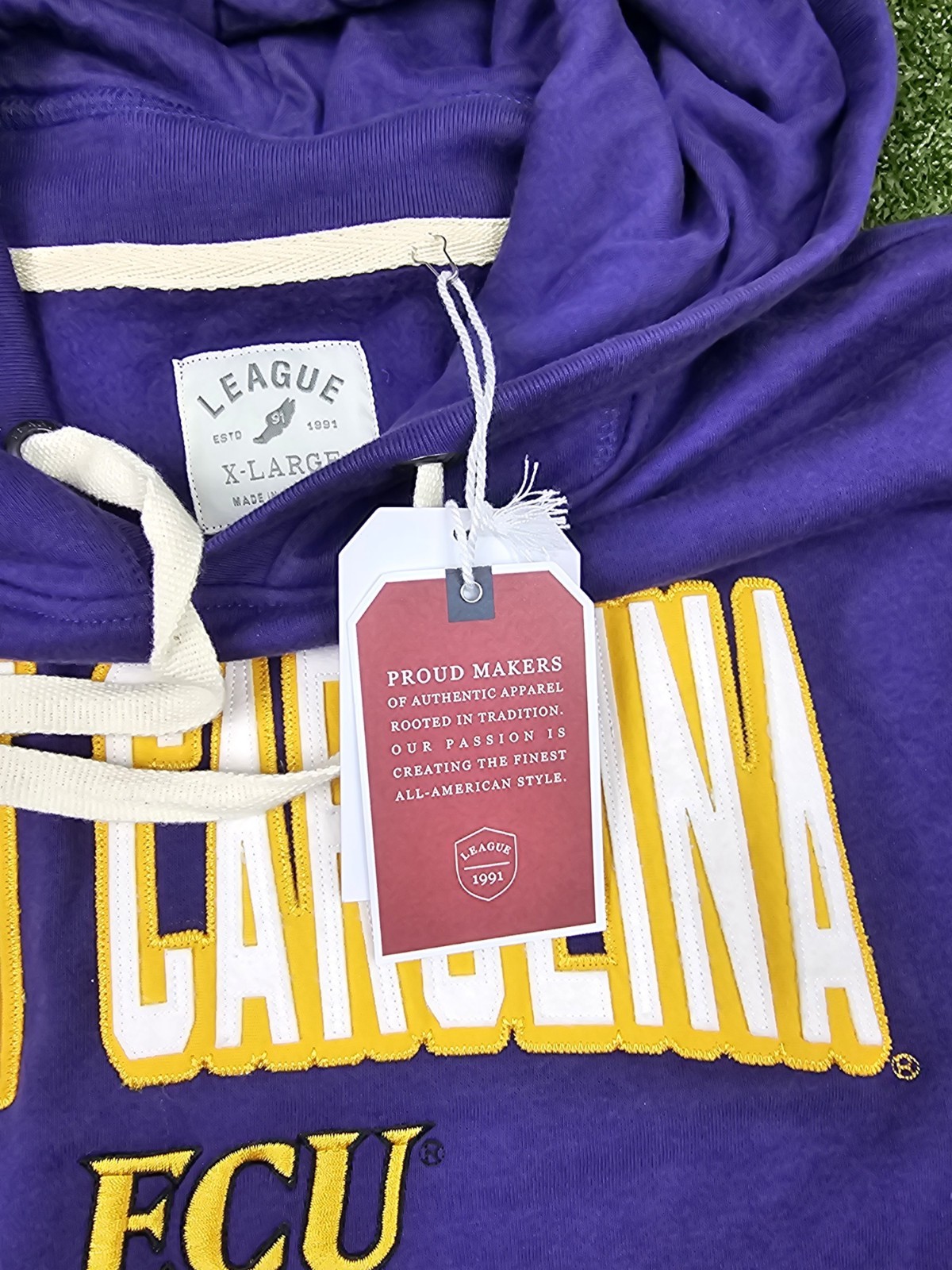 east carolina pirates ecu hoodie pullover mens XL purple embroidered logo nwt