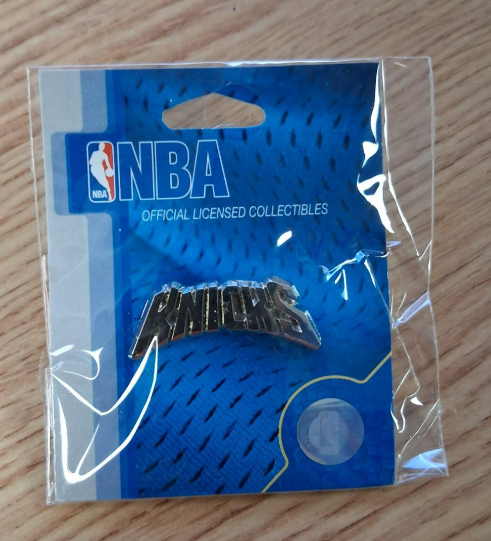 NBA New York Knicks Silver Toned Pin AMINCO NIP Basketball