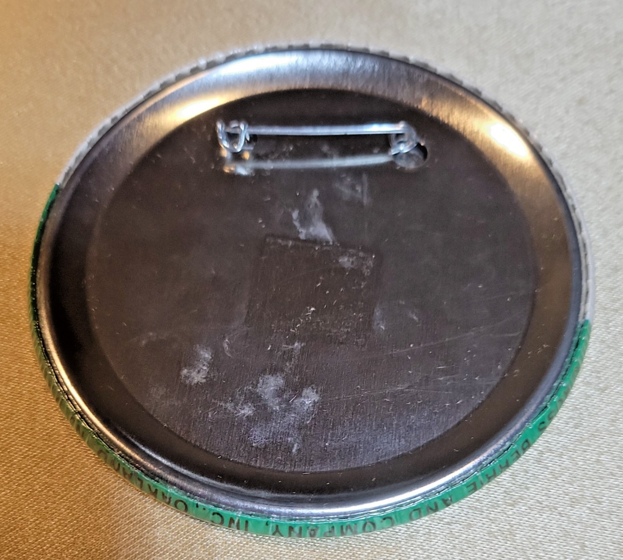 Vintage – SEATTLE SEAHAWKS FOOTBALL – NFL – Button – 3.5in.