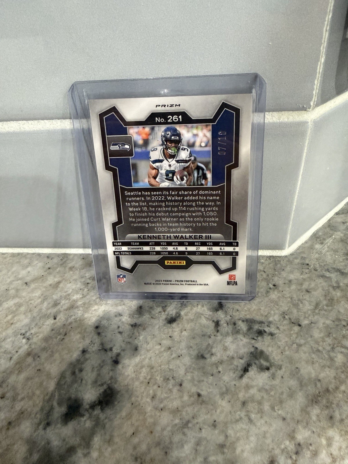 Panini Prizm 2023 Kenneth Walker III #261 Gold /10 Seattle Seahawks Card