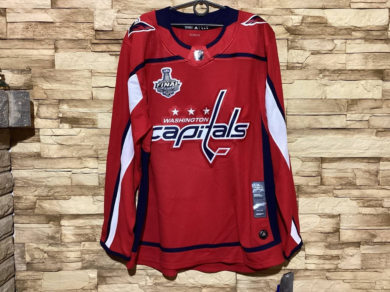 Adidas Washington Capitals NHL Jersey Stanley Cup Final Patch Sz 56