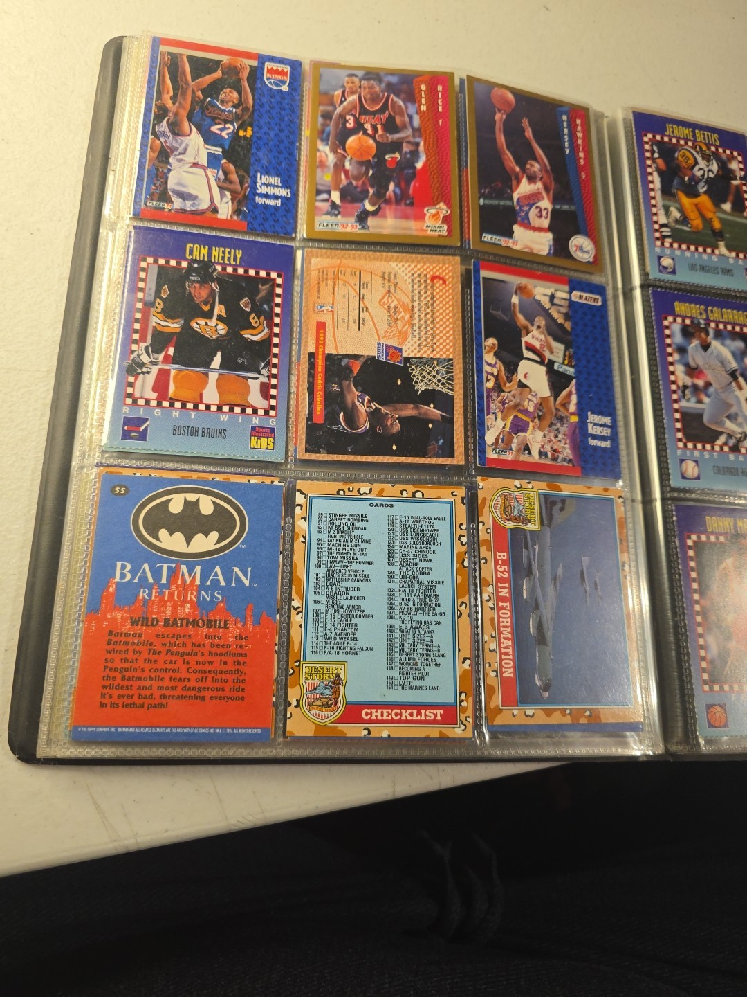 Sports Cards Binder With 10 Pages Of Cards